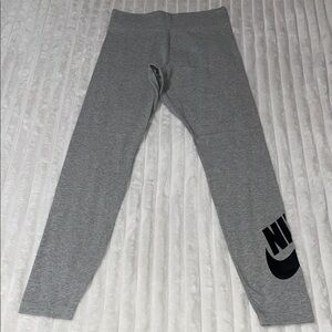 Nike Legging | Size Small